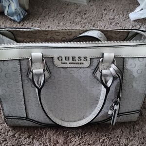 NWOT GUESS White and Gray Women's Bag